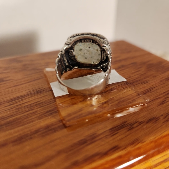 Sterling Ring - Picture 4 of 10